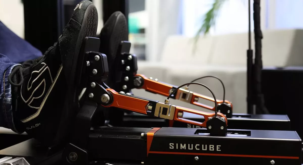 Entry-level sim racing equipment for new drivers